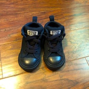 Toddler converse, size 8, good condition